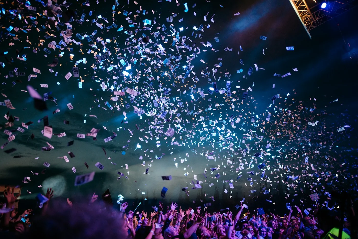 NEON DISTRICT – Clubs & Nightlife HTML5 Website Preview